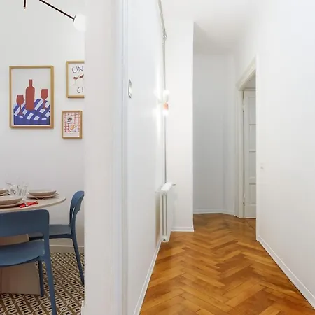 Charming Apartment-new-center Trieste